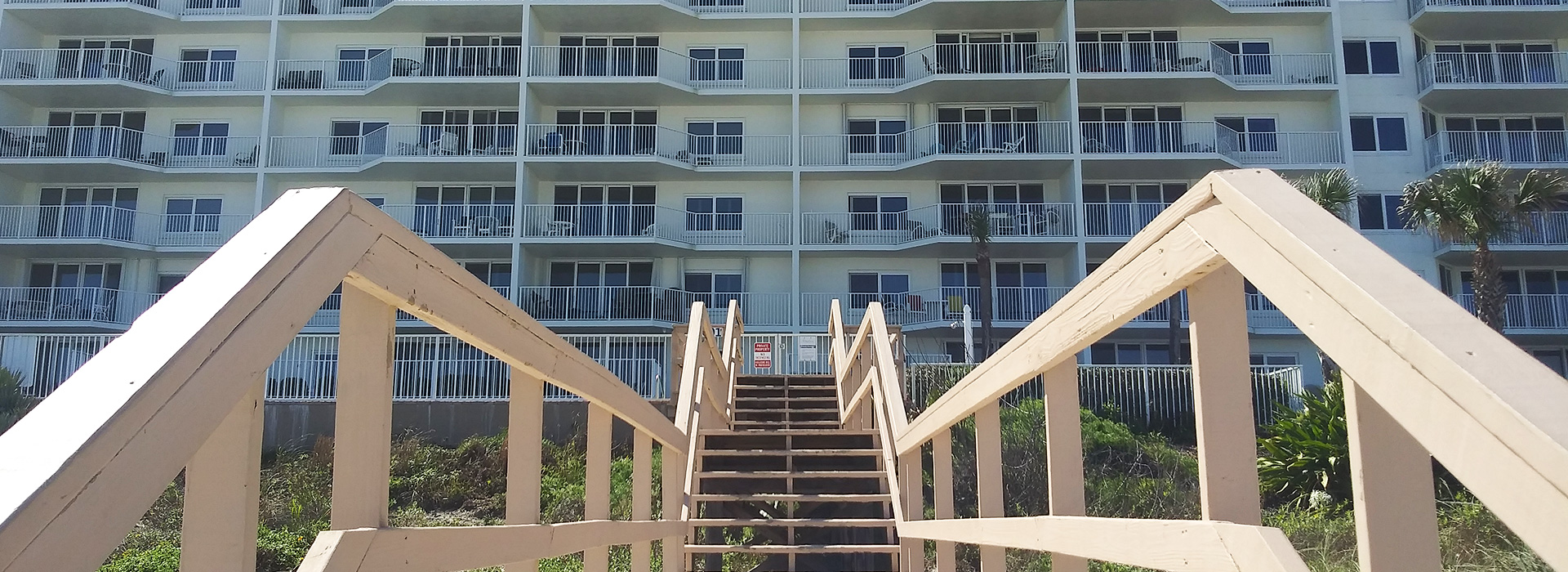 Access the pool from the beach boardwalk